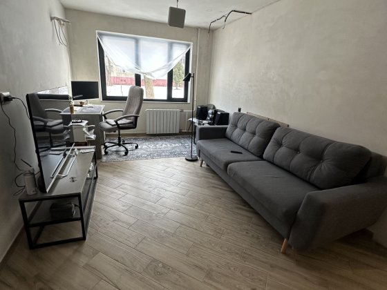 Продаж 3-кім. квартири В. Великого - Наукова Львов