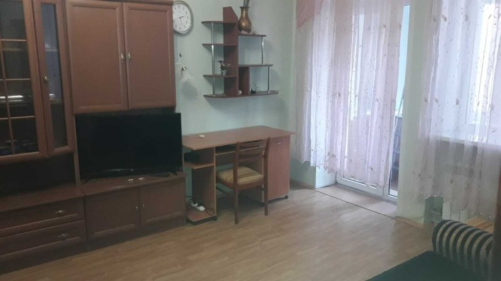 Продаж 1 кімнатної повнометражної квартири по вул. Сталеварів - фото 1