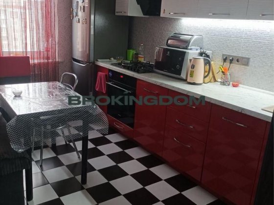 1 кім. кв.вул.Червоноі Калини 81\11.єВідновлення Киев