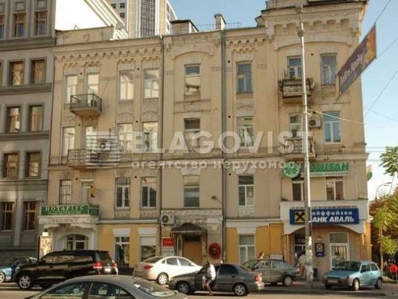 Продаж 1 кімнатної квартири по вул. Антоновича 37