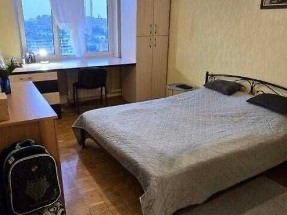 Оболонь Мінська Оболонська площа Мінський масив БЕЗ %