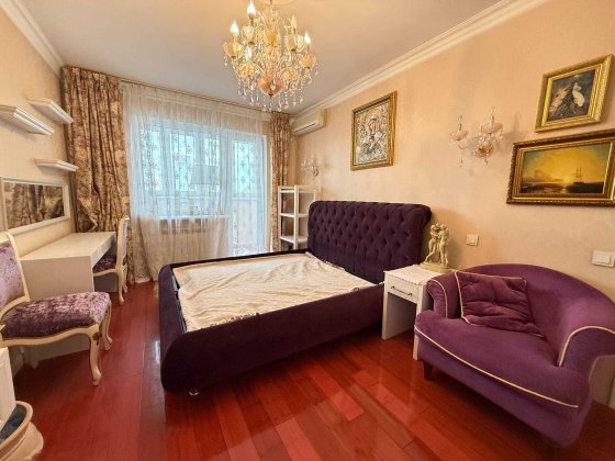 Продаж 2 кім квартири вул. Тростянецька 6д