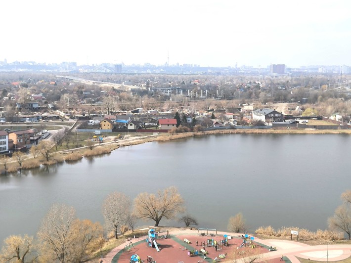 Продам 2-кімнатну Дніпровський, Райдужний масив, вул. Райдужна, 35 - фото 1