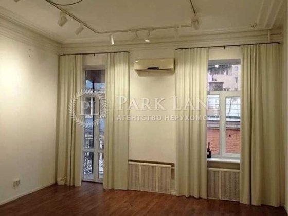 Продаж квартири з ремонтом Басейна Хрещатик Шовковична Бессарабка