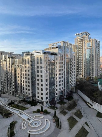 ЖК Бульвар Фонтанів Саперне Поле 5А Центр Києва метро Палац Україна - фото 1