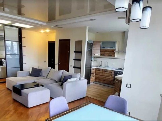 Подол. Юрківська 28. Продаж 3-х кімнатної квартири.