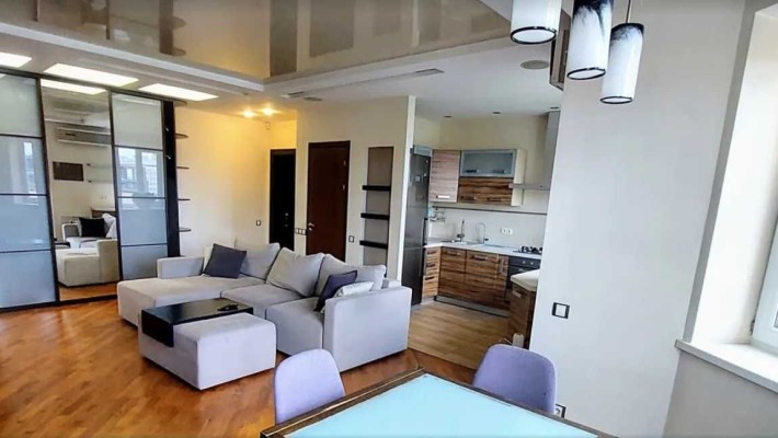 Подол. Юрківська 28. Продаж 3-х кімнатної квартири. - фото 1