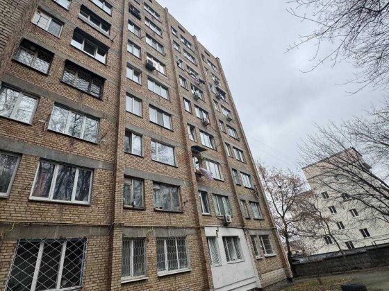 Продаж 2-кімнатної квартири на Подолі, в ул. Нижньоюрківська 13