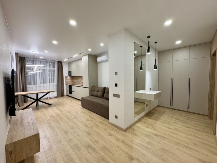 Без %. 2 к. Власник . 61 м2  Вул. О.Олеся 3. ЖК Варшавський -2 - фото 1