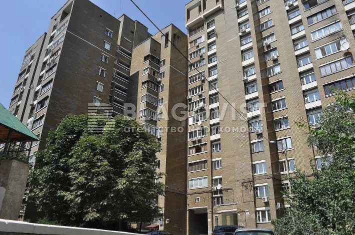 Продаж 3 кімнатної кв 68 м² у центрі Києва, вул. Антоновича, 3 поверх - фото 1