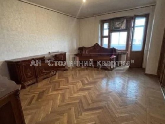 метро Звіринецька Печерськ Болбочана 4а