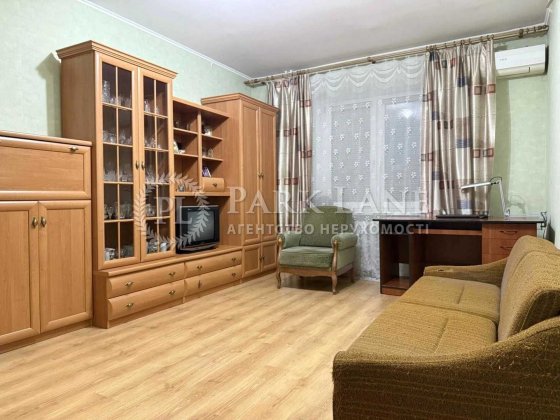 Продаж 2к Драгоманова 1г