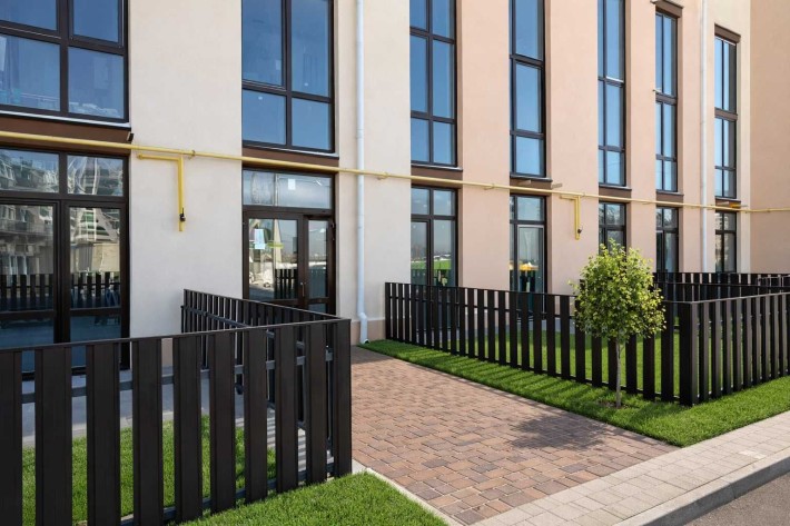 БЕЗ% 1-кімнатна квартира з двориком. Будинок заселений. 20 хв до метро - фото 1