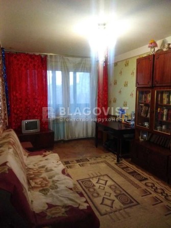 Продається 3 кімнатна квартира м.Київ, вул.Олега Мудрака 37а - фото 1