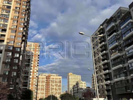 1-к квартира Варшавський 3, буд. 10.10, Ретровіль, Варшавский Плюс Київ