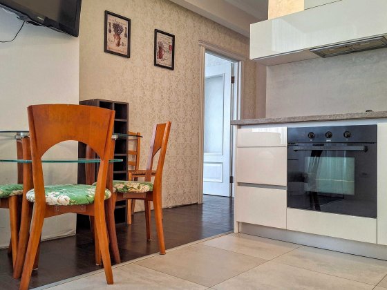 1-кімнатна квартира в будинку 2005 року: Київ просп. Леся Курбаса 5-В Киев