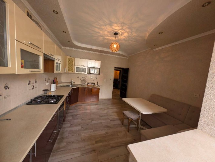 Здам чудову 3х кімнатну квартиру на Виставці з хорошим ремонтом! - фото 1