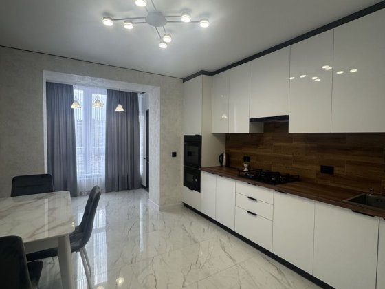 Опенда 1кімнатна квартира ЖК DREAM PARK Хмельницкий