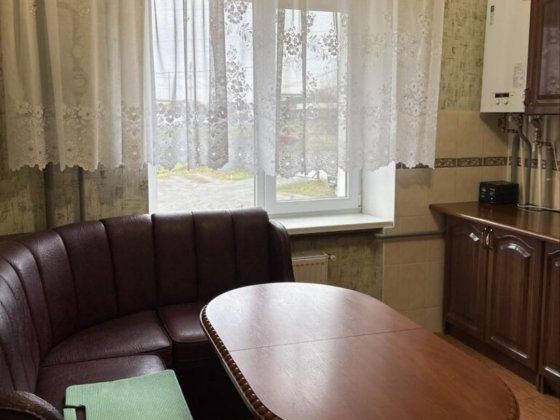 Двох кімнатна. Виставка Хмельницький