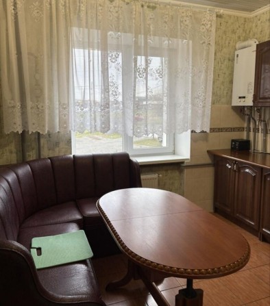 Двох кімнатна. Виставка - фото 1