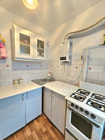 Оренда 2-кім. квартира, меблі, техніка - фото 1