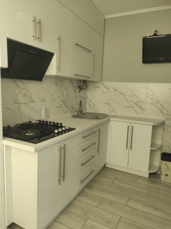 Оренда 3 кімн. Район 8, 9, 11, 12 школи - фото 1