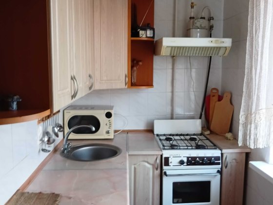 Оренда 1 кім Виставка навпроти поліклініки 2.Тільки дзвонити Хмельницкий