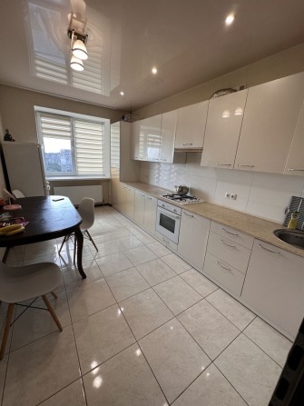 можна з тваринками. 1к Квартира. Район Озерна. Повна комплектація - фото 1