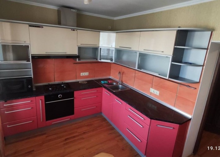 Оренда 2к квартири Озерна можна з дітками - фото 1