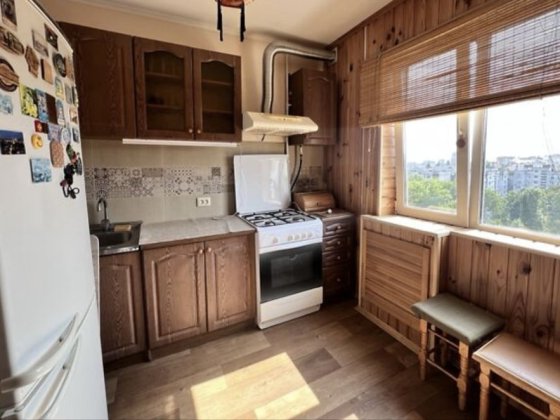 Оренда 2к кв на Південному-Заході. Укомплектована. 12000+кп Хмельницкий