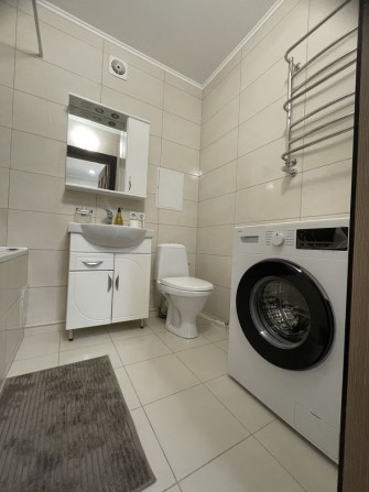 Оренда 1 кімнатноі квартири в новій будові. Озерна - фото 1