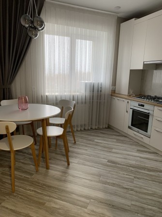 Оренда, 1 кімнатна, Озерна. - фото 1