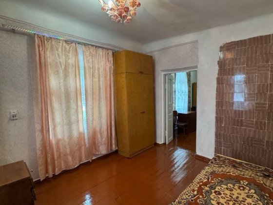 Оренда частини будинку Центр міста