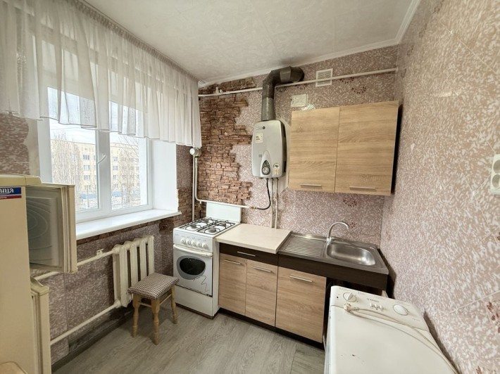 Оренда 2к квартири, поруч з Погран Академією, центр - фото 1