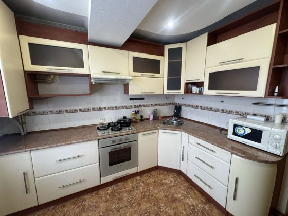 Оренда 3к на вул Прибужська.Індивідуальне опалення.Укомплектована. Хмельницкий