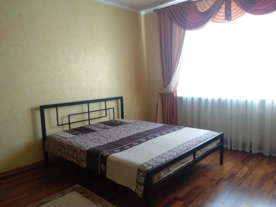 2 кімнатна близько до центру. Хмельницький