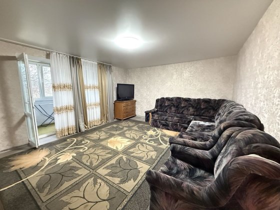 Здам  квартиру в  Підгородному на довгий  період !!!