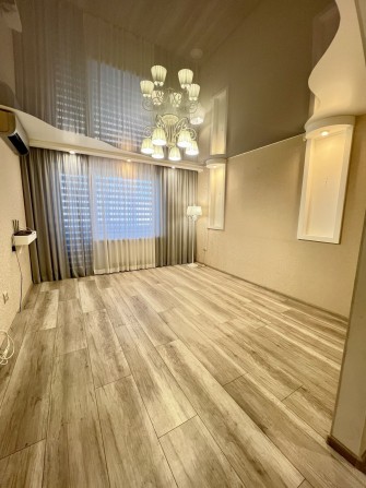 Продається 3-х кімнатна квартира, р-н Набережна - фото 1