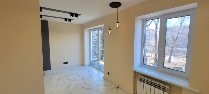 Нова 3х квартира, 2 поверх, Критий ринок. - фото 1