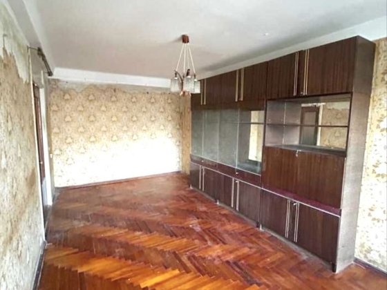 Продается 2 ком ка в Хортицком р-не по ул Светлая Запорожье