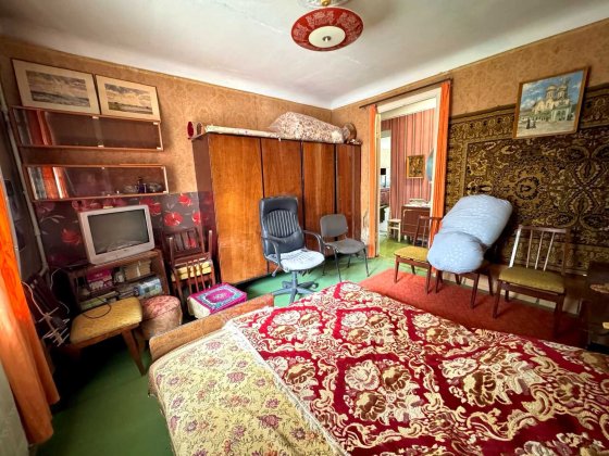 Продаю 2х комнатную квартиру Адмиральская 2а Миколаїв