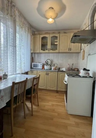 продаж 2кім квартири на зеленій - фото 1