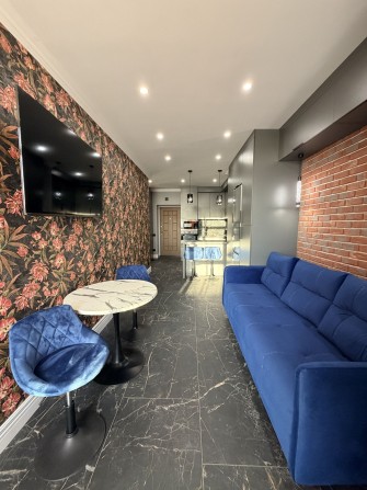 Продаж просторої квартири в. Т. Шевченка - фото 1