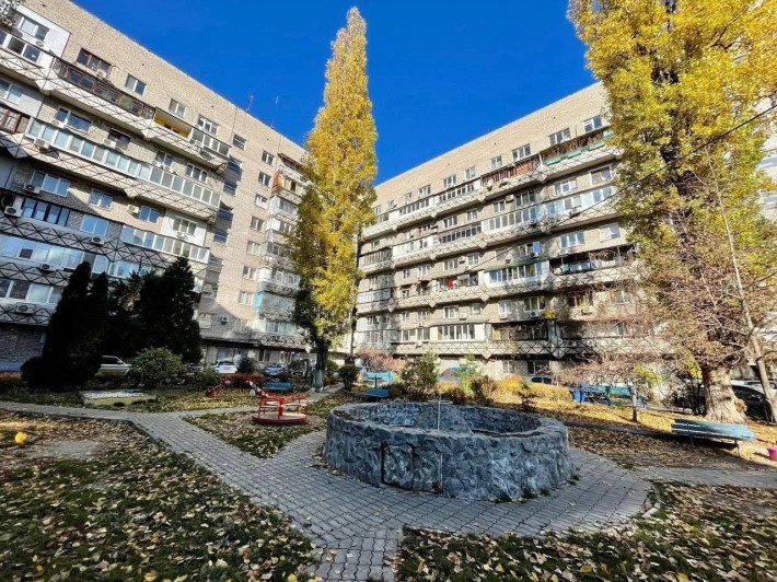 Продам 3 комнатную квартиру низ Александра Поля, Леси Украинки. - фото 1