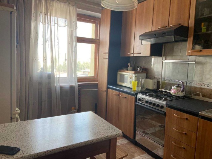 Продам 3к Красный Камень Коммунар - фото 1