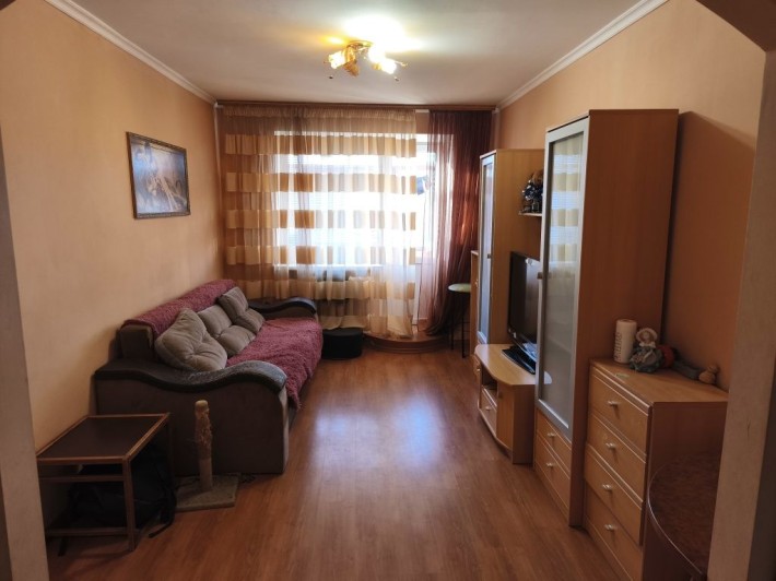 Продажа трёхкомнатної квартири у центрі міста - фото 1