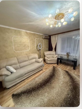 Продаж гарної 3-х кімнатної квартири вул.Незалежності(Попова) - фото 1