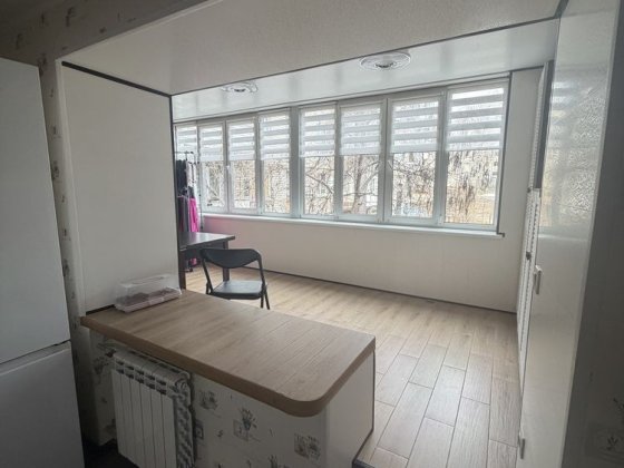 Продаж 3к квартири 74 кв. м на просп. Соборний 42 Запорожье