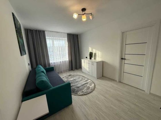 Володимира Великого продаж квратири Львів, з ремонтом, цегла 2 кімнати Львов