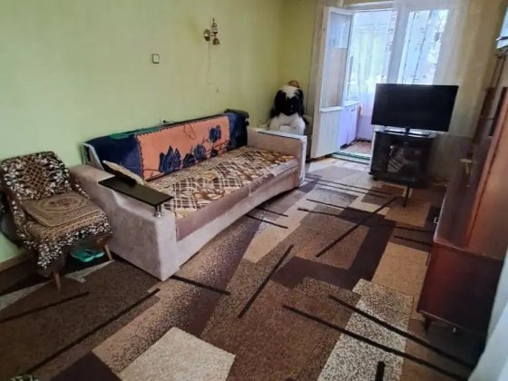 Продам 1 комнатную квартиру Дніпро